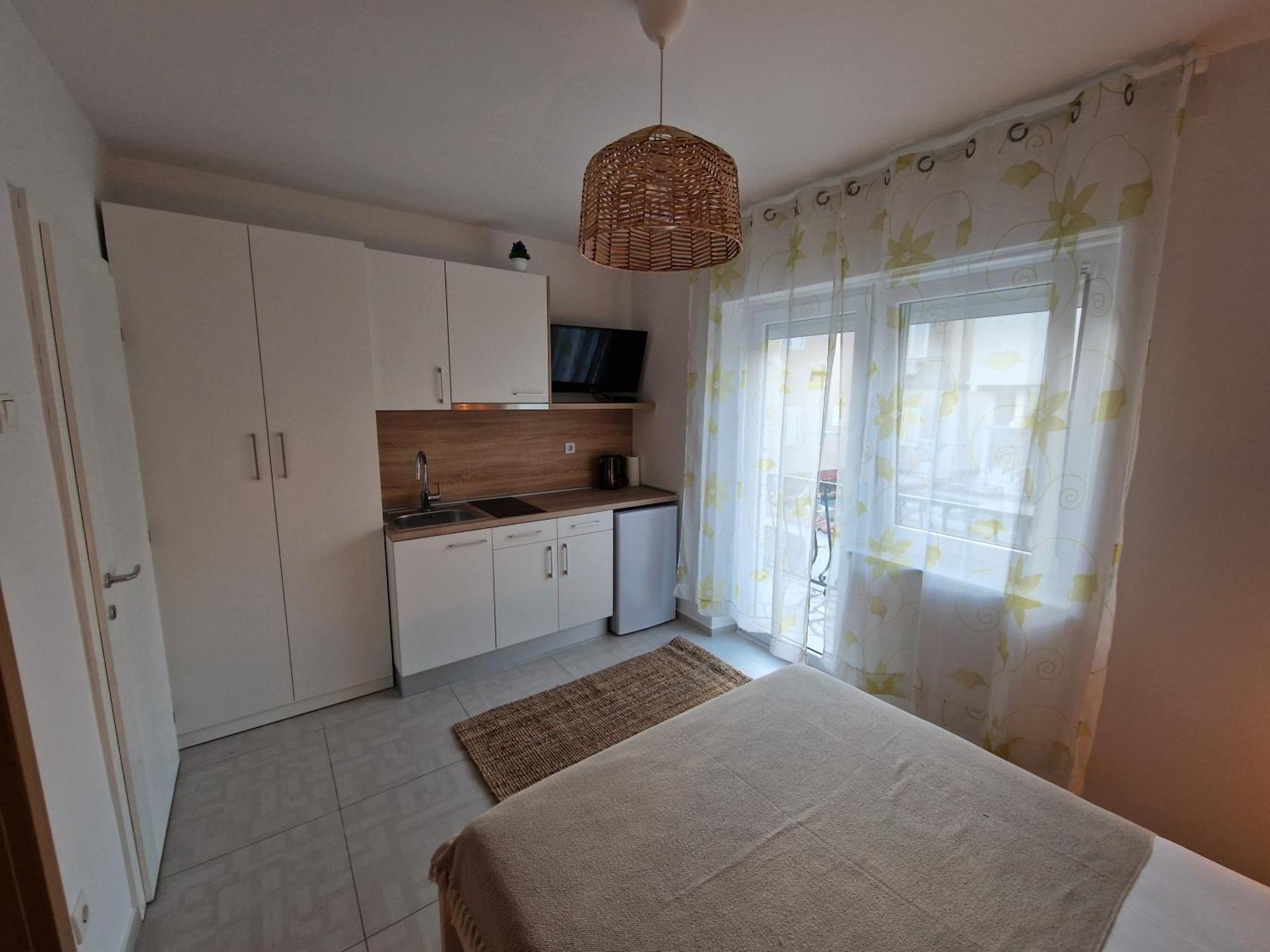 Apartmani Vukusic Promajna Rom bilde